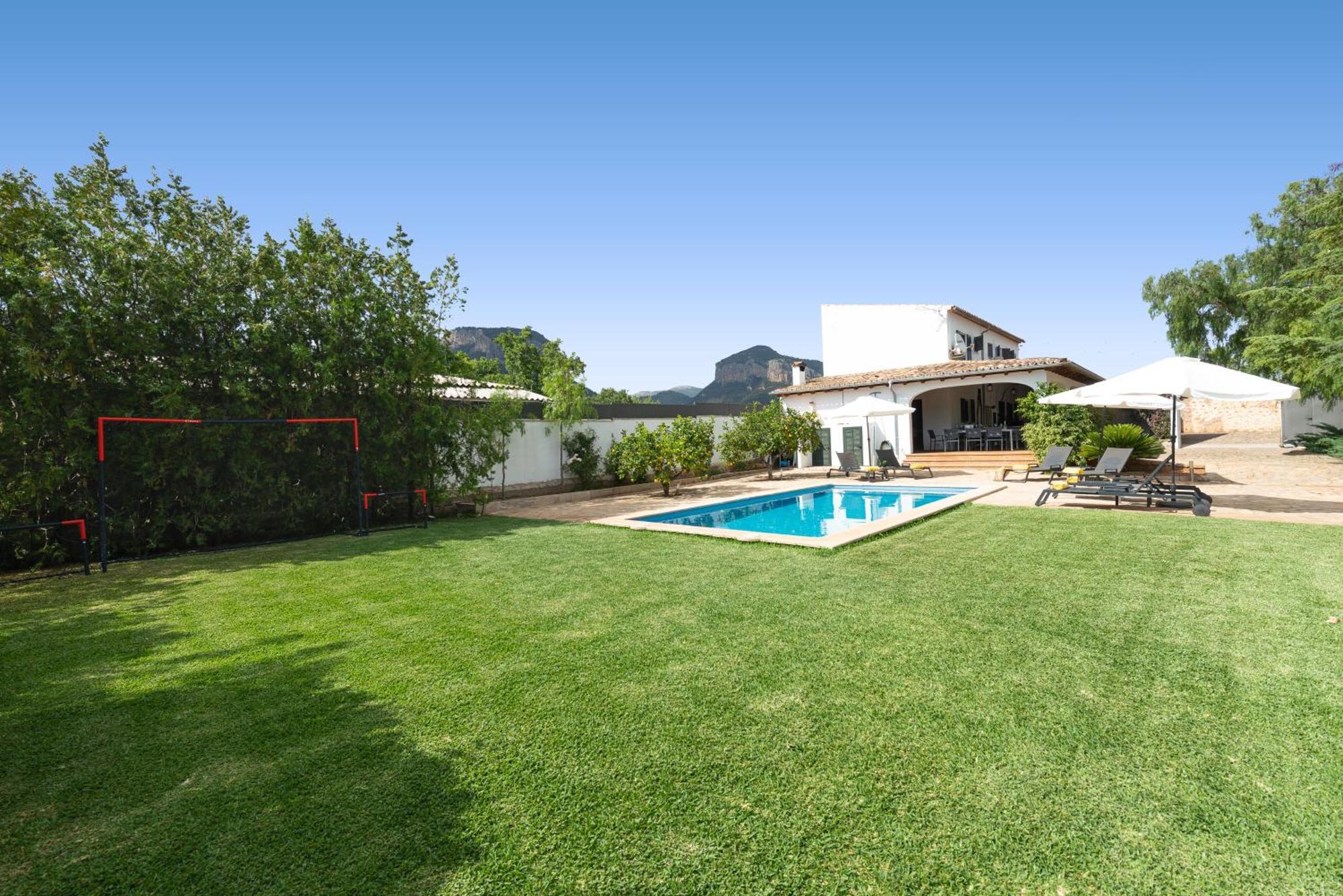 Camproig Holiday Home Alaró Exterior foto
